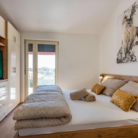 Sarah Nedescina, A Peaceful And Pet Friendly Close To The Sea Feriehus